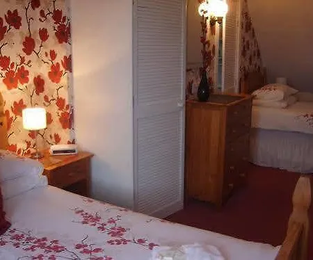 Rolling Waves Hotel 3*