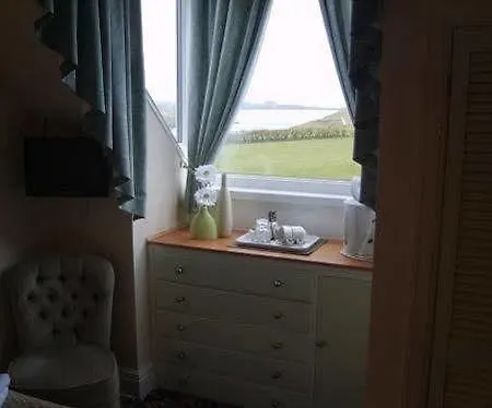 Hotel Rolling Waves 3*